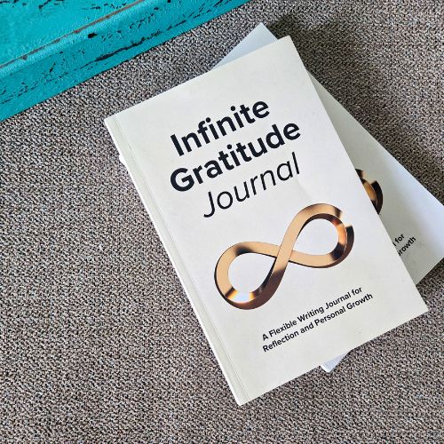 Infinite Gratitude Journal - Prompts, Quotes, Affirmations